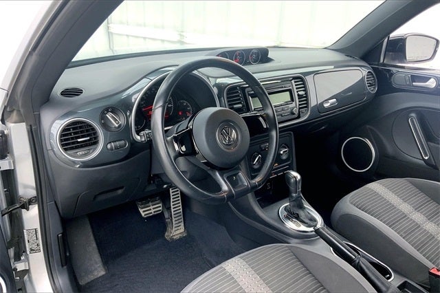 2012 Volkswagen Beetle 2.0 TSi
